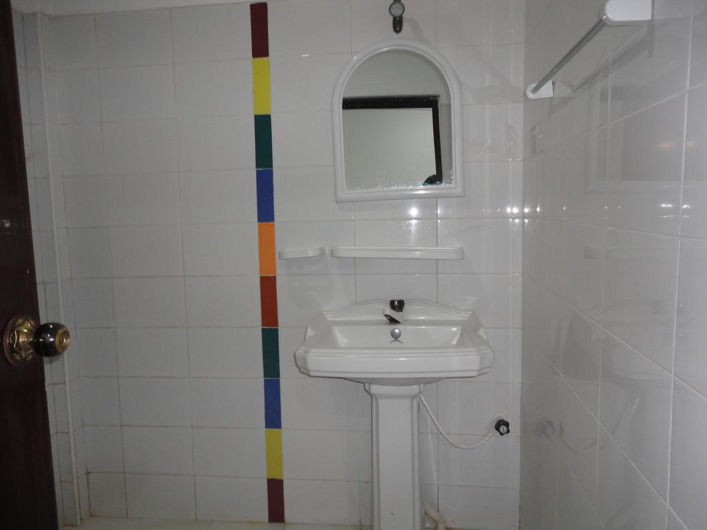 Yoho Hotel Arugambay Beach Inn Arugam Bay Oda fotoğraf