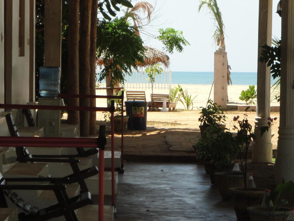 Yoho Hotel Arugambay Beach Inn Arugam Bay Dış mekan fotoğraf