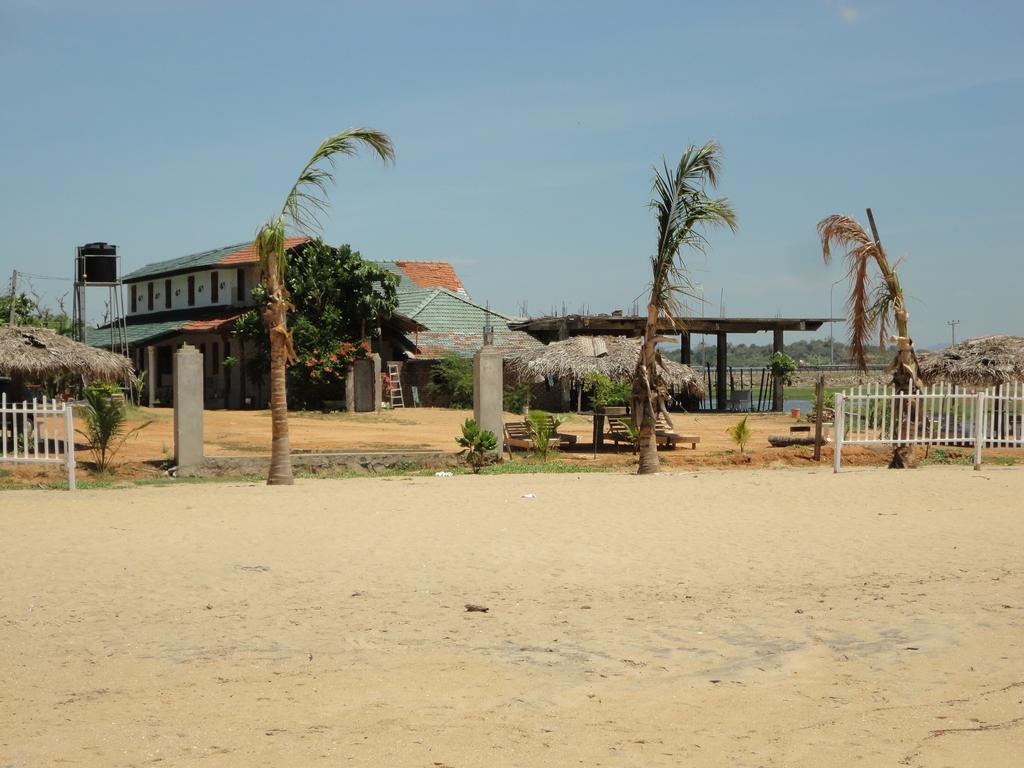 Yoho Hotel Arugambay Beach Inn Arugam Bay Dış mekan fotoğraf