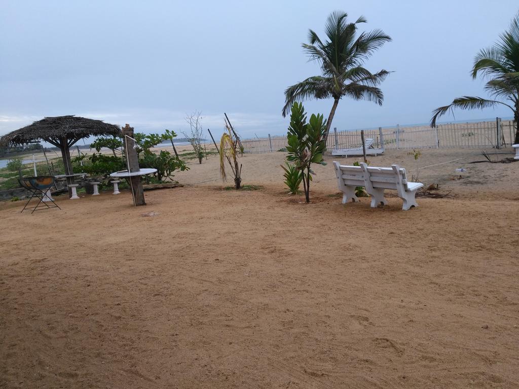 Yoho Hotel Arugambay Beach Inn Arugam Bay Dış mekan fotoğraf